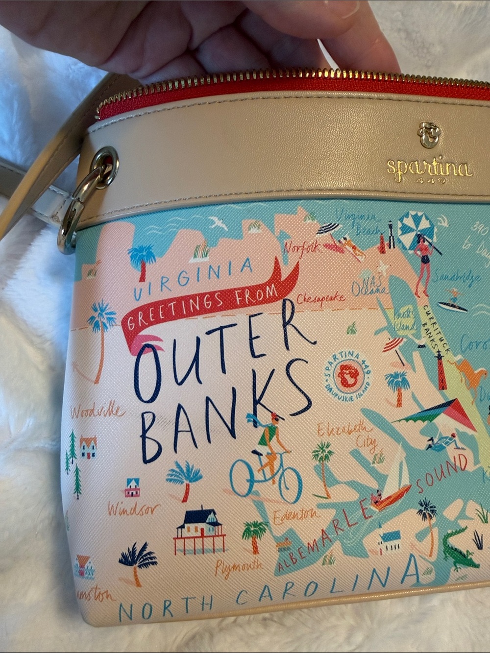 Spartina 449 Mint, Cream & Red Outer Banks North Carolina crossbody - Picture 5 of 6